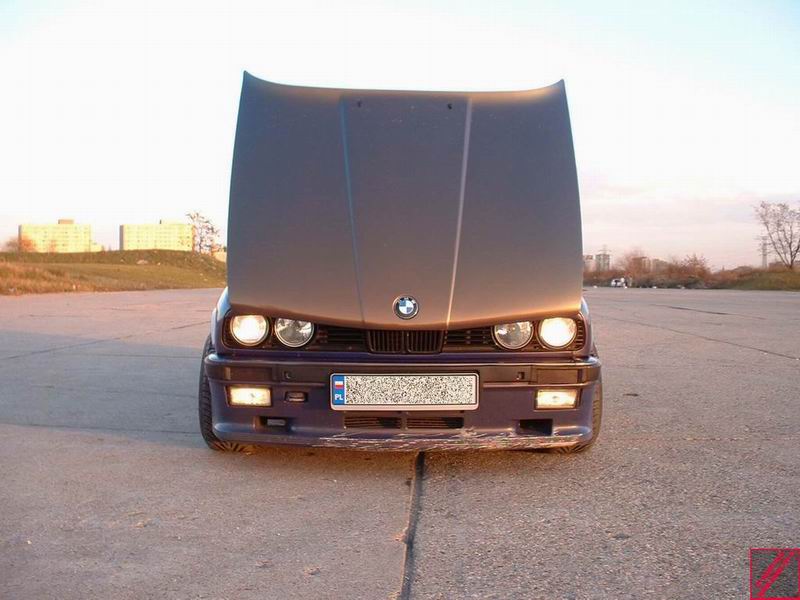 E 30